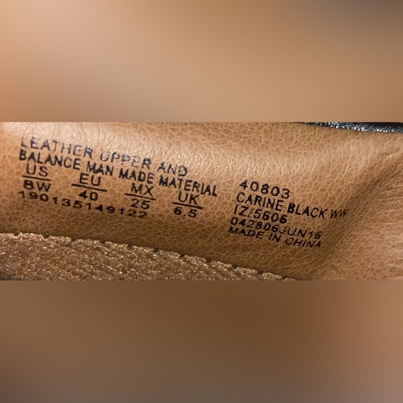 Thom McAn Slip On Clogs Black W/ Flower Accent  #40803 Leather Upper Women’s 8 W - Picture 11 of 12